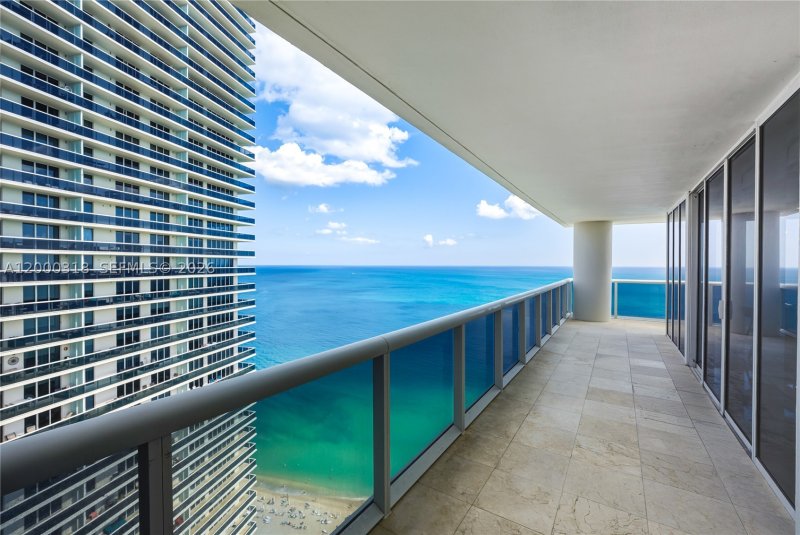 Condo for sale at Beach Club One 3301