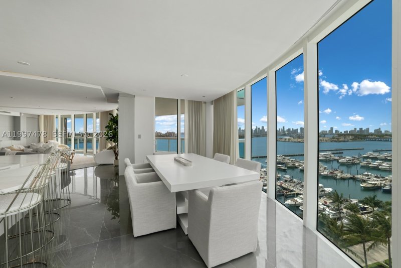 Condo for sale at Murano at Portofino 901