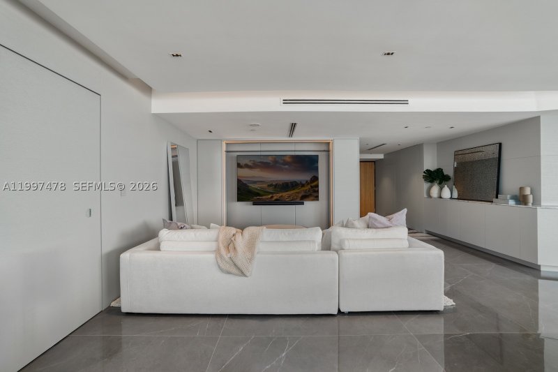 Condo for sale at Murano at Portofino 901