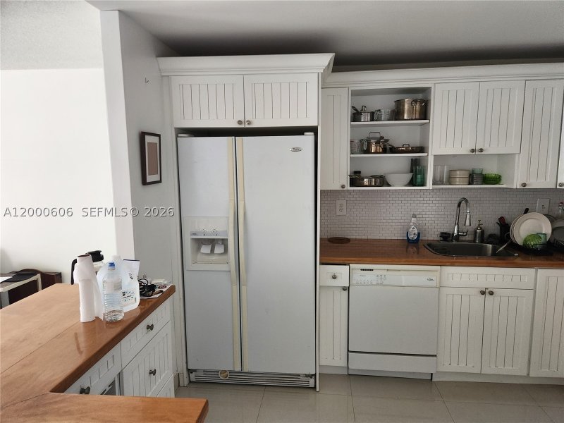 Alquiler de apartamento en Brickell Place III A1207