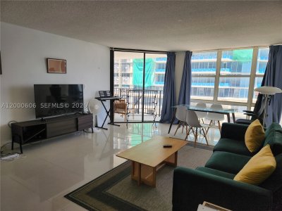 Alquiler de apartamento en Brickell Place III A1207