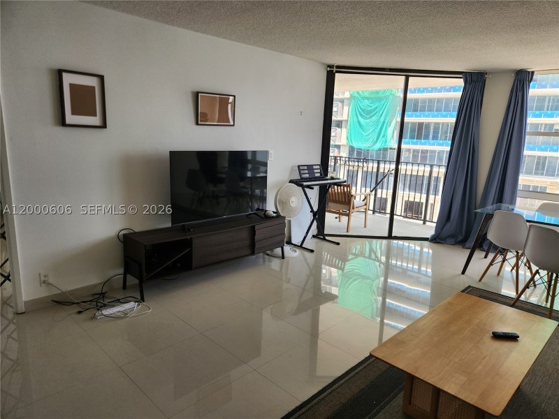 Alquiler de apartamento en Brickell Place III A1207