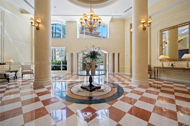 Comprar apartamento en Turnberry Village 314