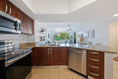 Comprar apartamento en Turnberry Village 314