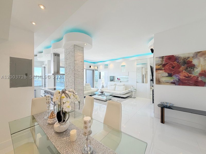 Condo for sale at Del Prado South Tower PH01