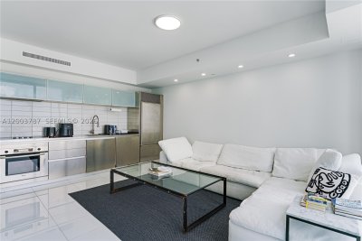 Comprar apartamento no Ten Museum Park 1905
