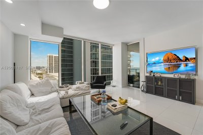 Ten Museum Park Apt #1905
