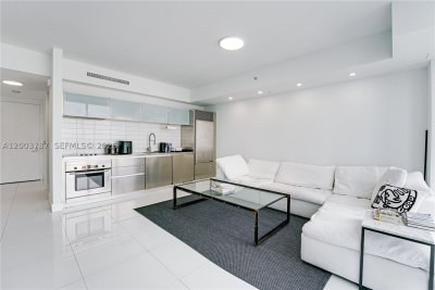 Comprar apartamento no Ten Museum Park 1905