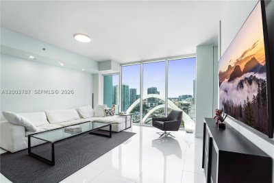 Comprar apartamento no Ten Museum Park 1905