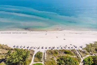 Key Colony III Emerald Bay Apt #444