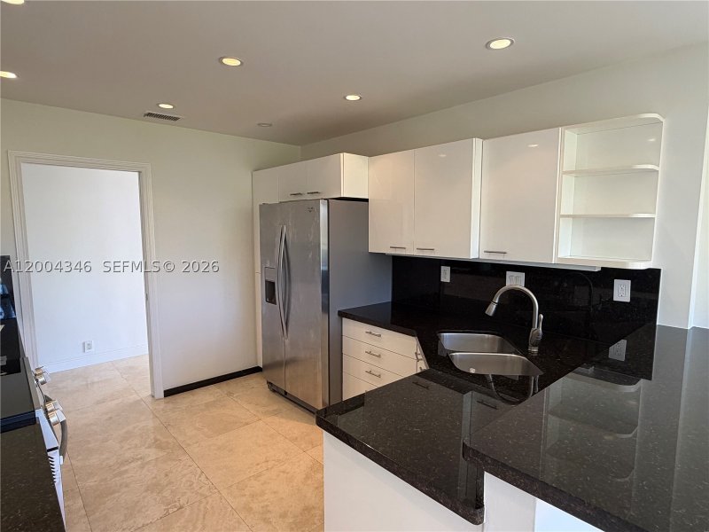 Apartment for rent at Key Colony III Emerald Bay 444