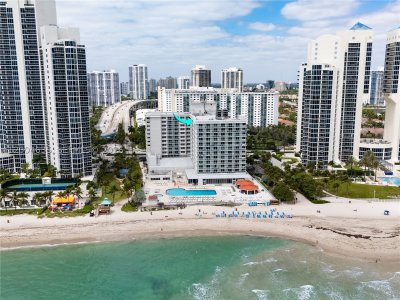 Comprar apartamento no Aventura Beach Club 1109