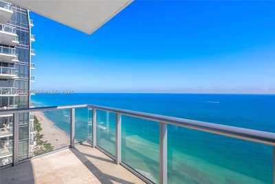 Comprar apartamento no Jade Beach 4208