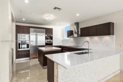 Comprar apartamento no Jade Beach 4208