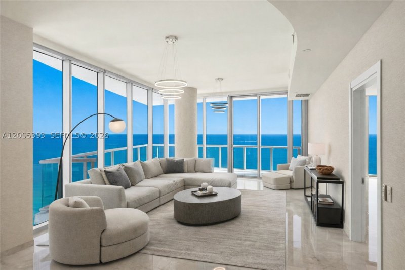 Comprar apartamento no Jade Beach 4208