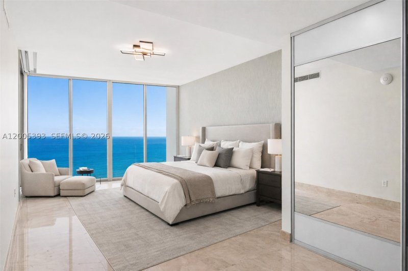 Comprar apartamento no Jade Beach 4208