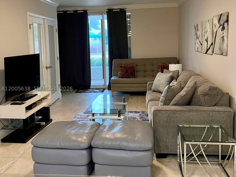 Apartment for rent at Sea Air Towers L12