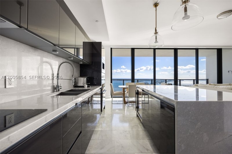 Comprar apartamento no Echo Brickell 4002