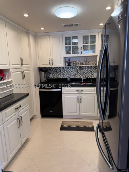 Apartment for rent at The Hemispheres 21P