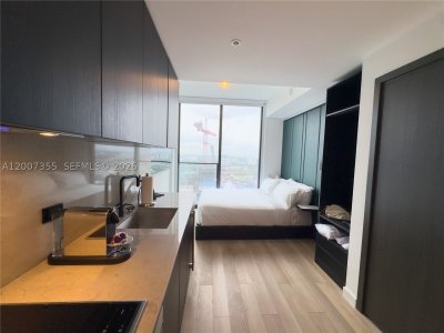 Aluguel de apartamento no E11EVEN Hotel & Residences 3012A