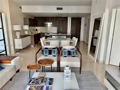 Aluguel de apartamento no Brickell City Centre Rise 1109