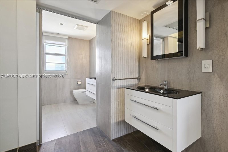 Apartment for rent at Imperial House 7G