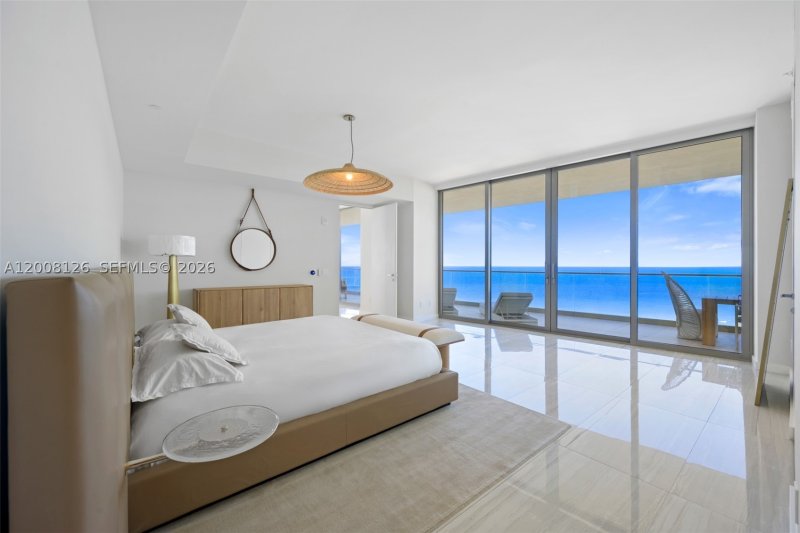 Alquiler de apartamento en Residences by Armani / Casa 700