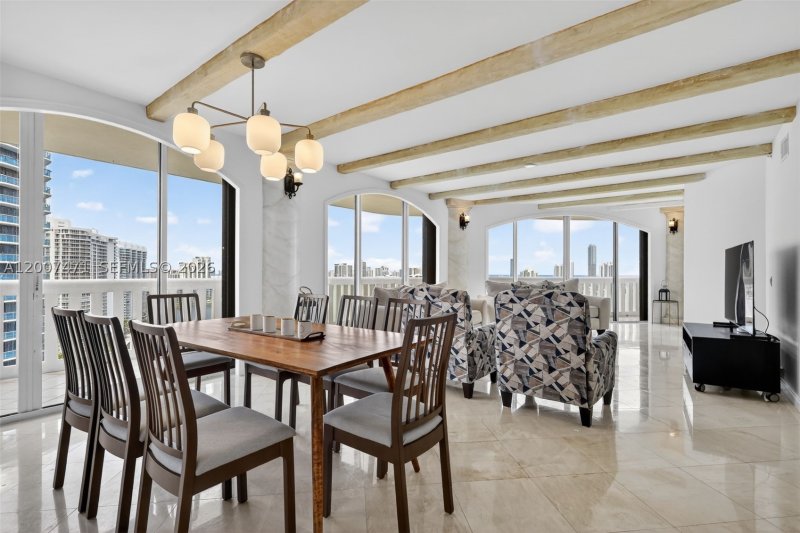 Condo for sale at 3000 Williams Island 2305