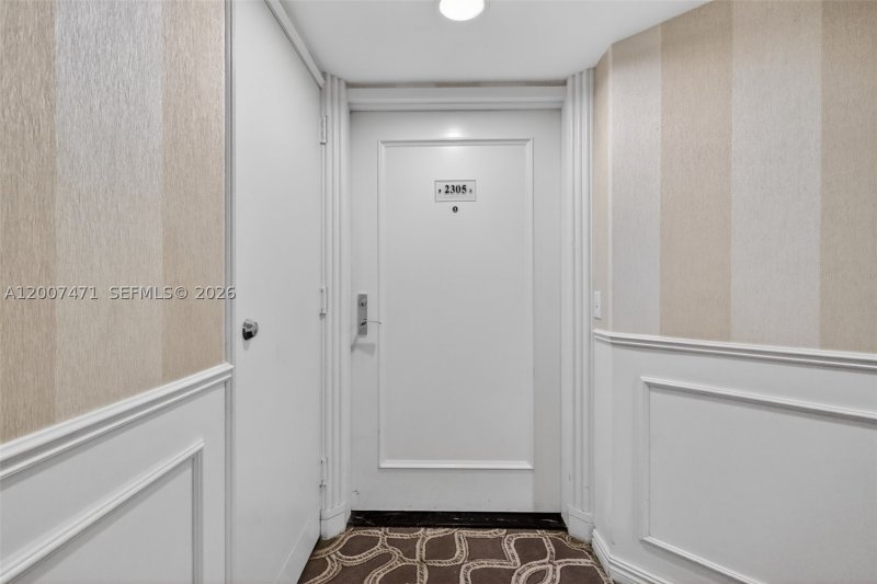 Condo for sale at 3000 Williams Island 2305