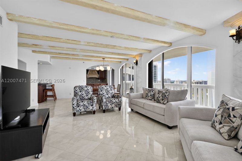 Condo for sale at 3000 Williams Island 2305