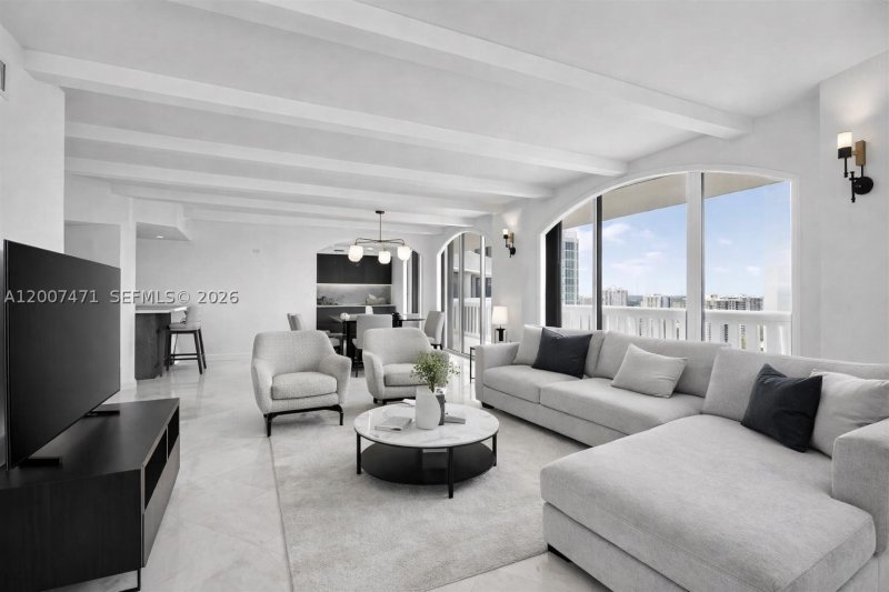 Condo for sale at 3000 Williams Island 2305
