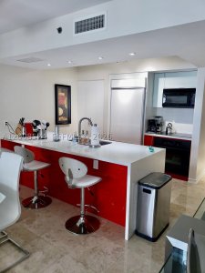 Aluguel de apartamento no Beach Club Two 3910