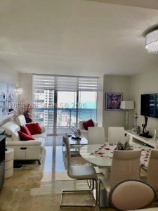 Aluguel de apartamento no Beach Club Two 3910