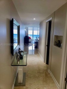 Aluguel de apartamento no Beach Club Two 3910