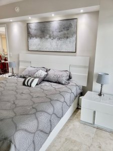 Aluguel de apartamento no Beach Club Two 3910