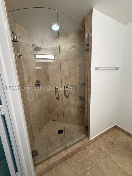 Comprar apartamento en Wind by Neo 2603