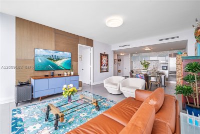 Comprar apartamento no Ten Museum Park 3607