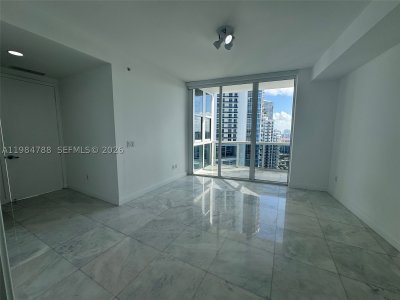 Aluguel de apartamento no Trump Royale 3505