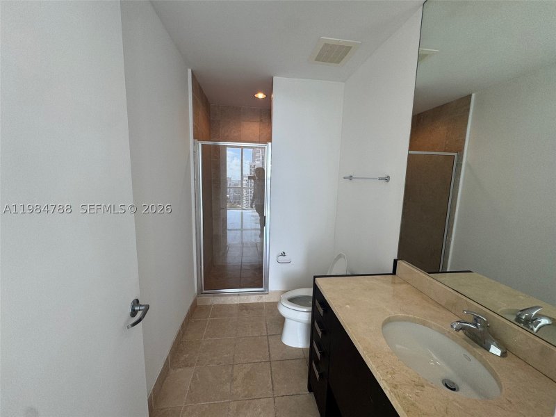 Alquiler de apartamento en Trump Royale 3505
