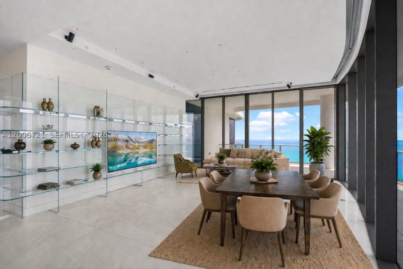 Comprar apartamento en Chateau Beach Residences 2302