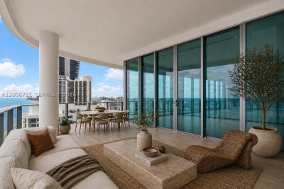 Comprar apartamento en Chateau Beach Residences 2302