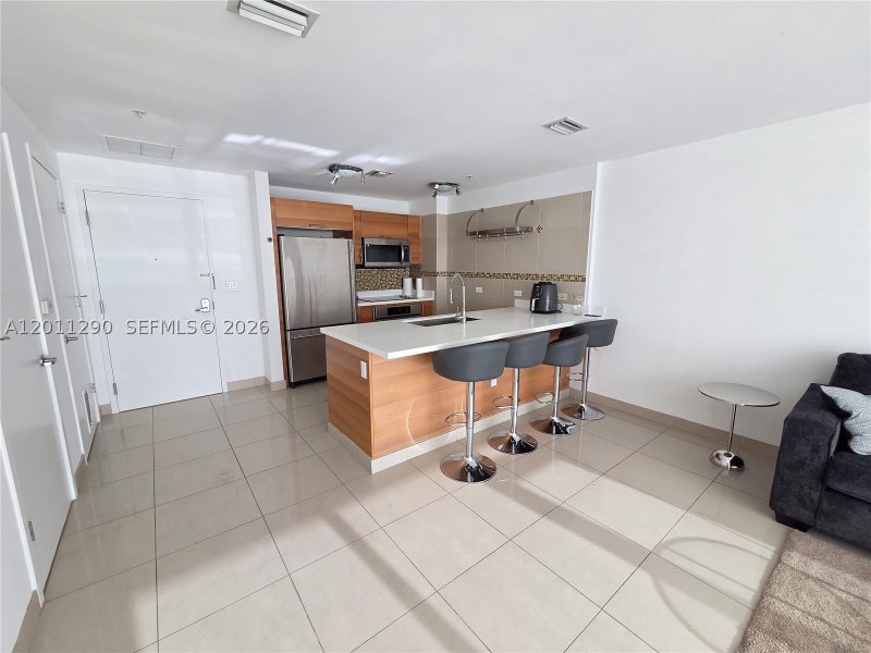 Comprar apartamento en Midtown Miami 4 H3005