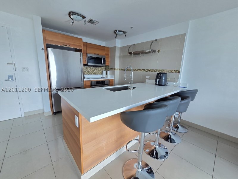 Comprar apartamento en Midtown Miami 4 H3005