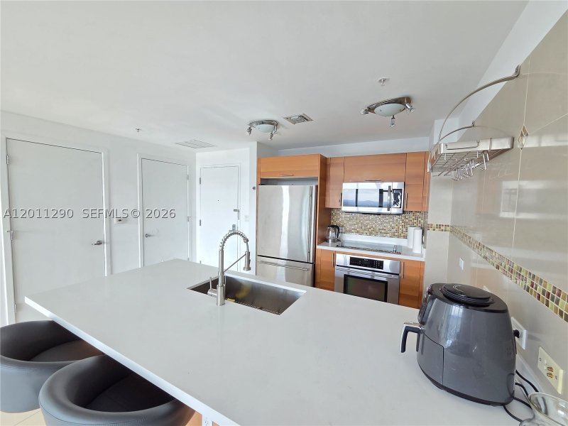 Comprar apartamento en Midtown Miami 4 H3005
