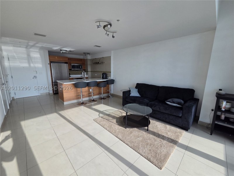 Comprar apartamento en Midtown Miami 4 H3005
