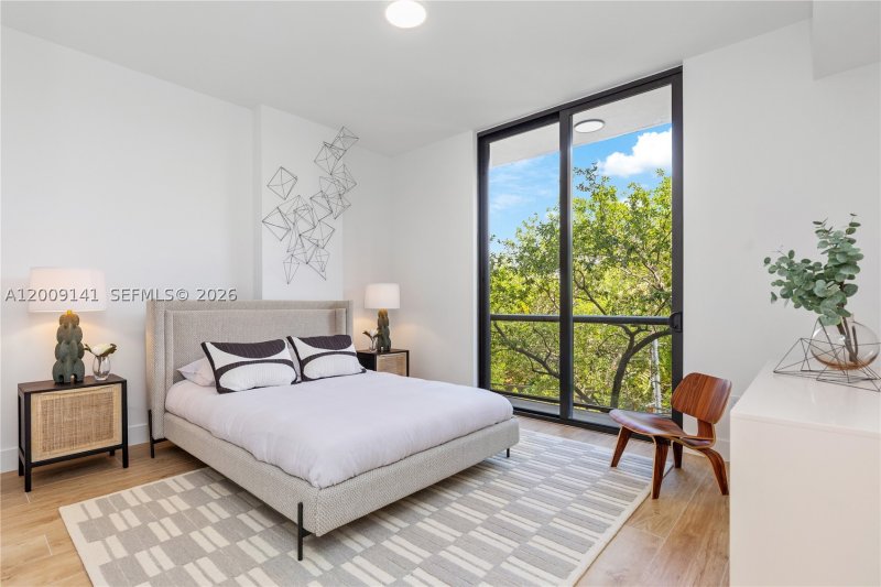 Condo for sale at Arbor Coconut Grove LPH3