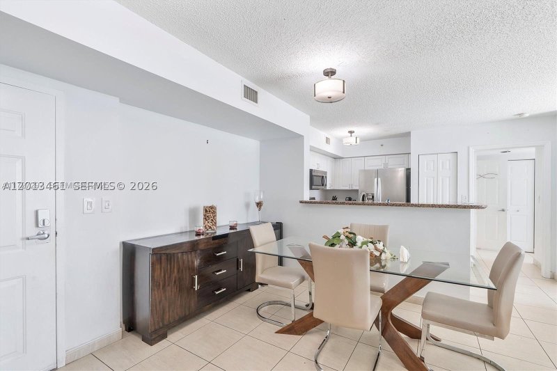 Aluguel de apartamento no Mark on Brickell 603