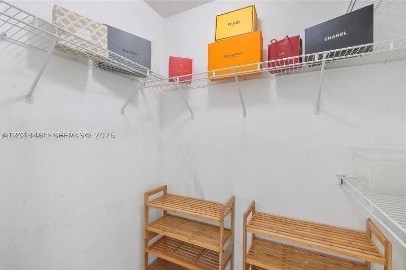 Aluguel de apartamento no Mark on Brickell 603