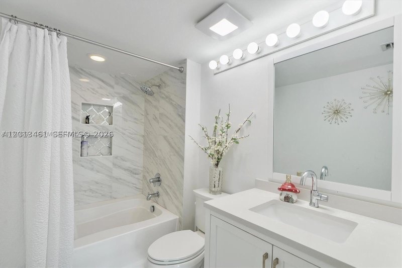 Aluguel de apartamento no Mark on Brickell 603
