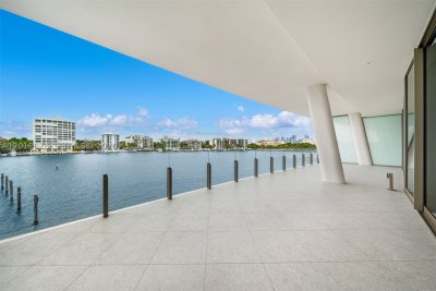Alquiler de apartamento en Vita at Grove Isle S302